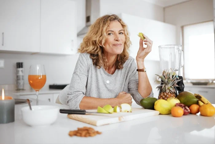 Dieta saudável pode aliviar dores crônicas, segundo especialistas