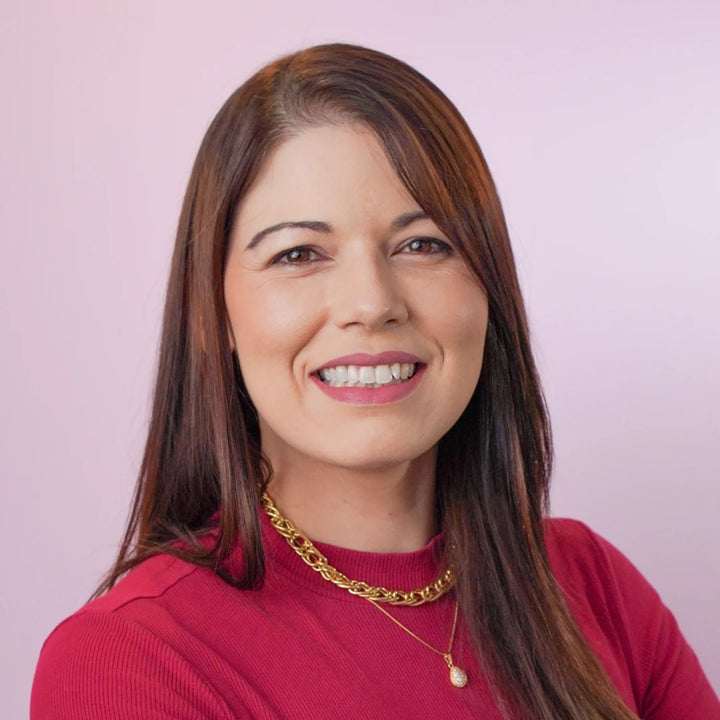 Dr. Aline David